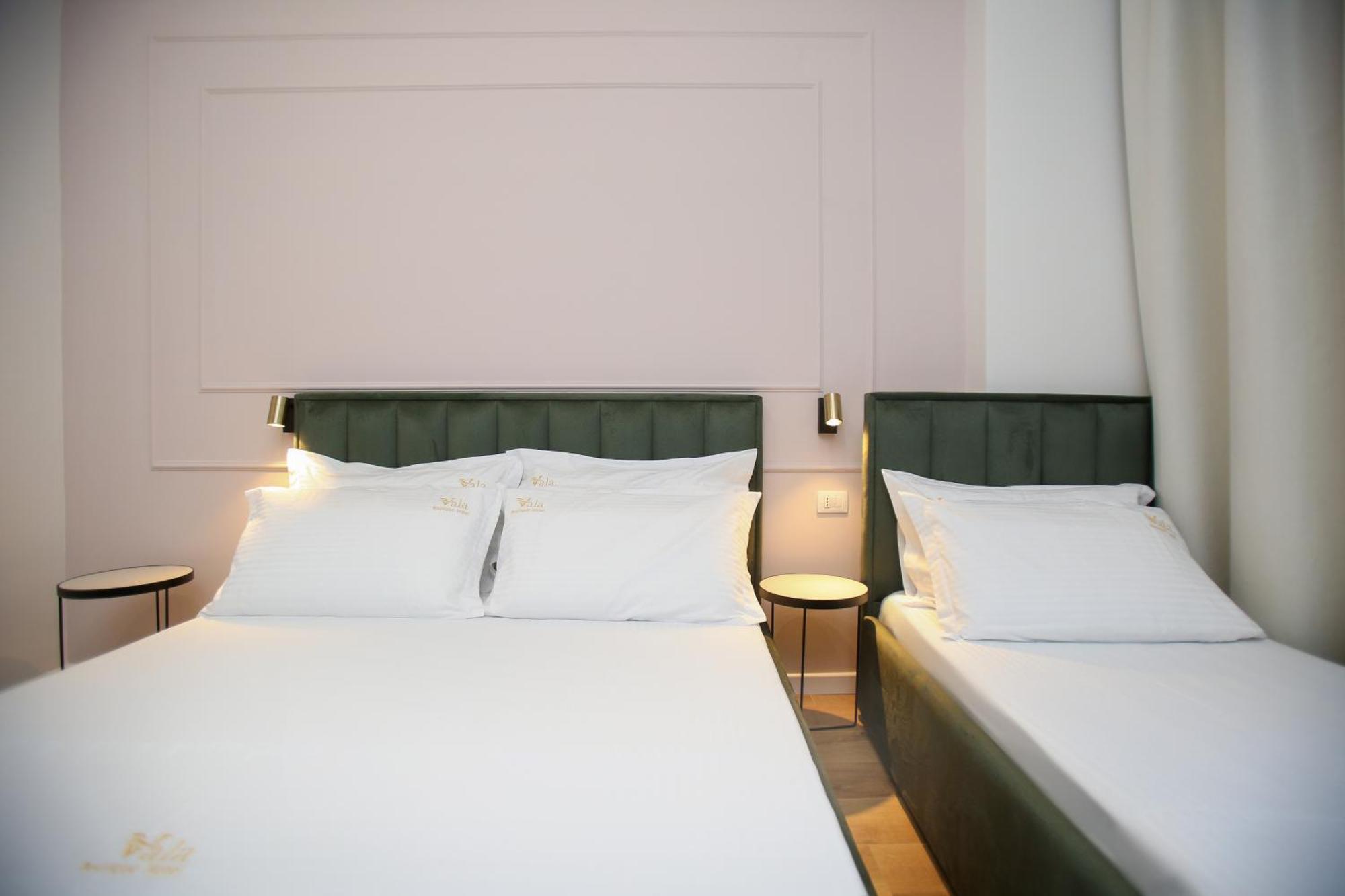 Vlorë Vala Boutique Hotel מראה חיצוני תמונה