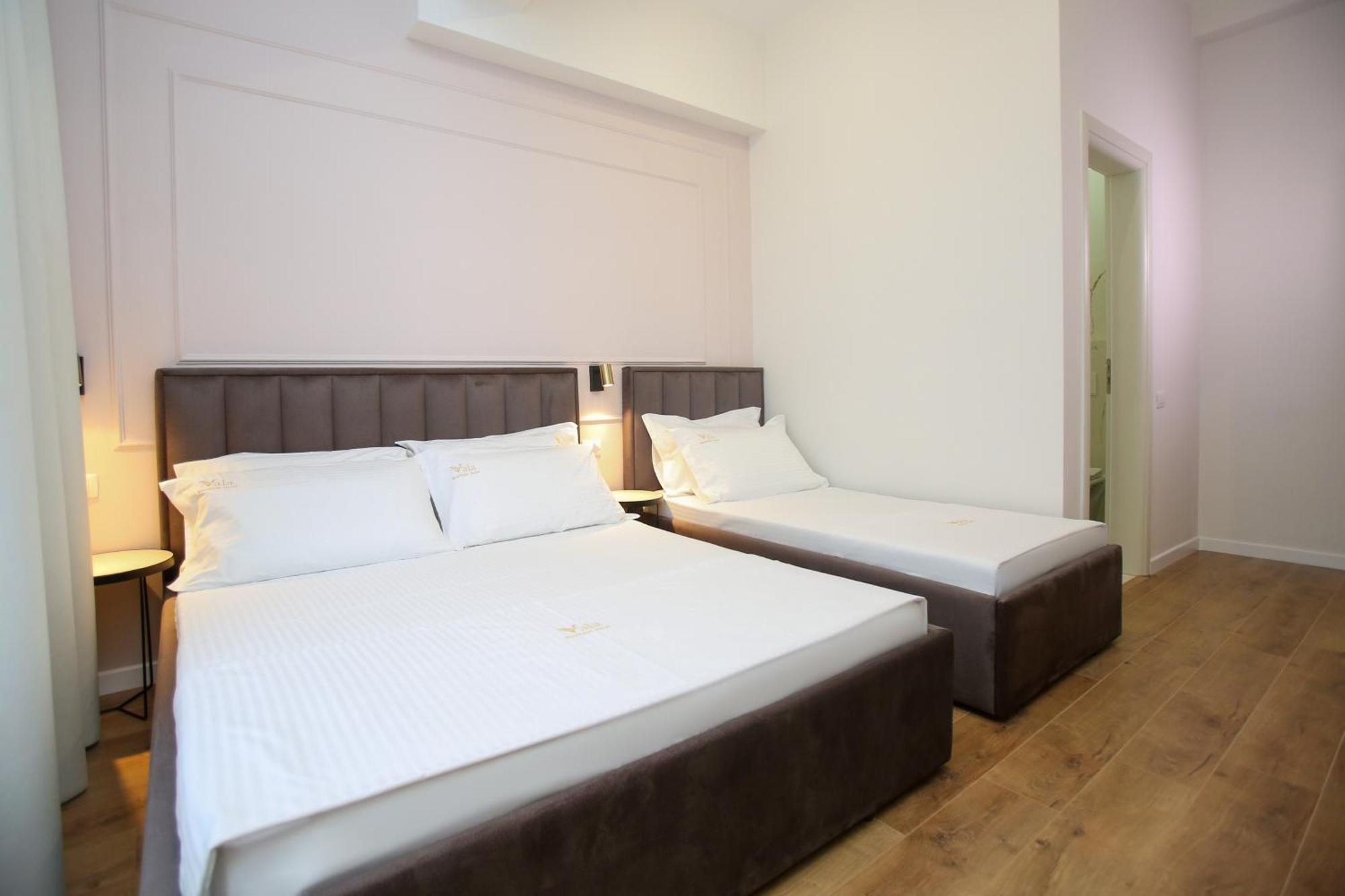 Vlorë Vala Boutique Hotel מראה חיצוני תמונה
